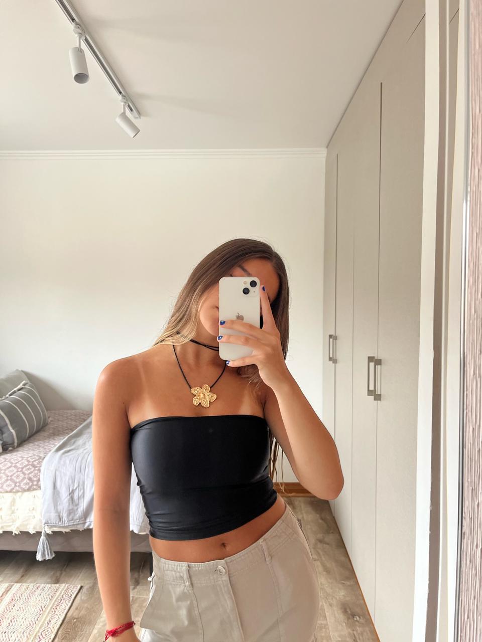 TOP MILA NEGRO